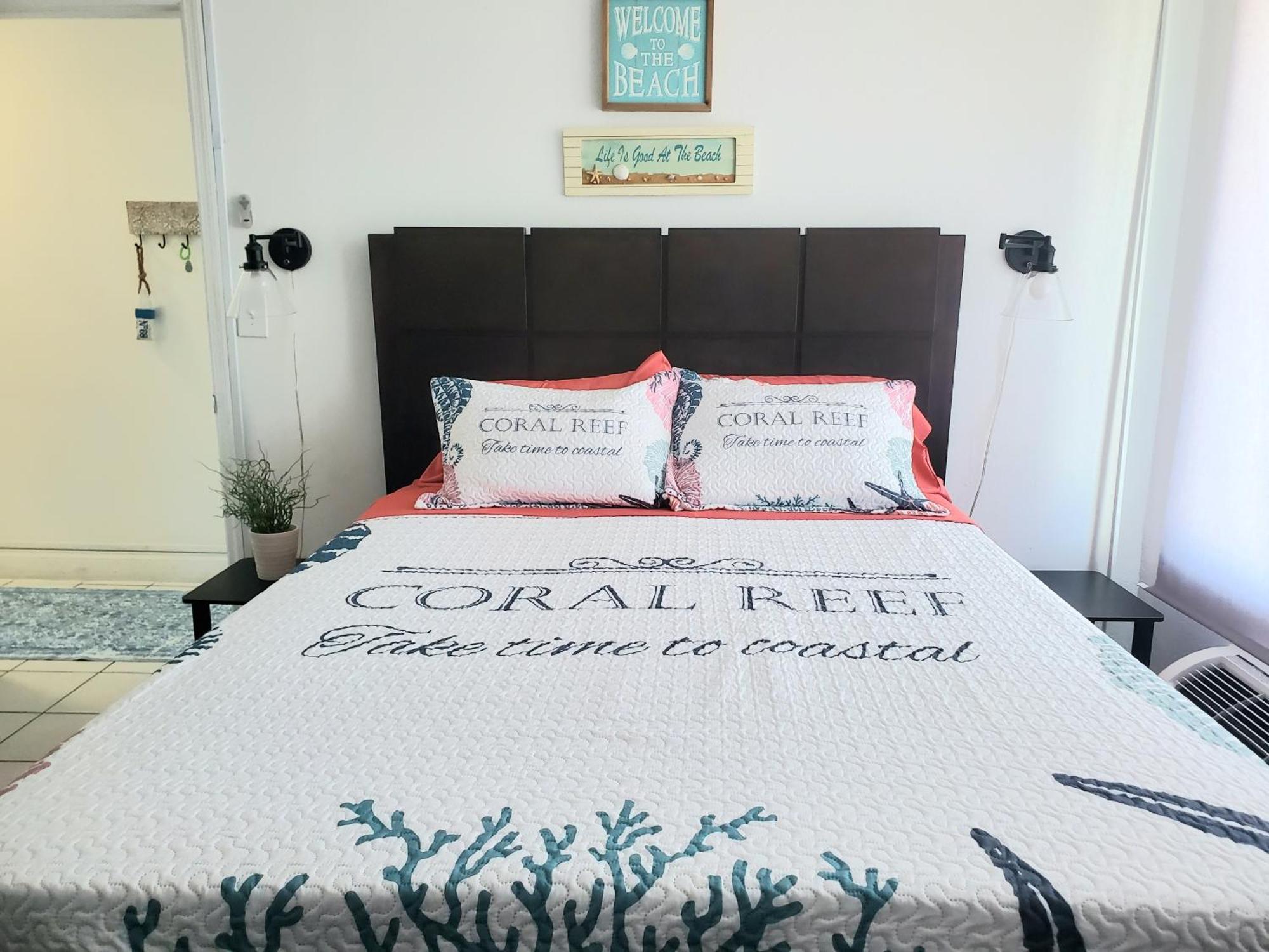 Beachside Bliss Ocean Views & Endless Fun Daytona Beach! 외부 사진